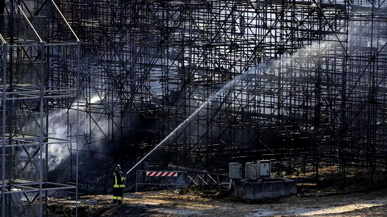 Fire at Italy's Cinecittà Studios partially destroys Renaissance set