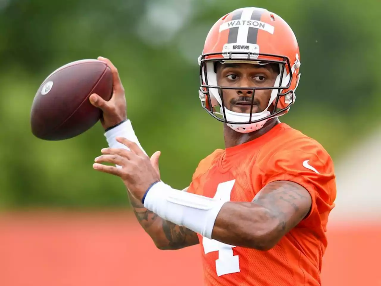 NFL suspends Browns QB Deshaun Watson 6 games