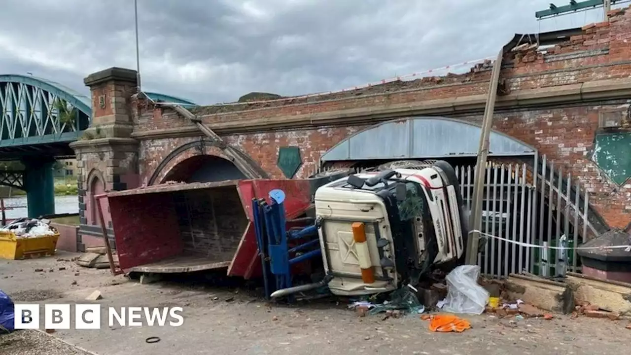 Nottingham's Lady Bay Bridge fully reopens after lorry crash