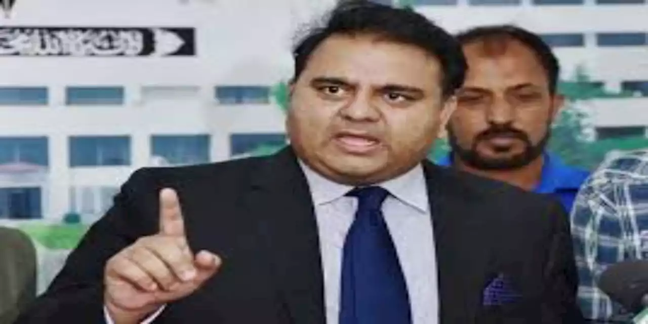 موجودہ چیف الیکشن کمشنر نے ادارے کو تباہ کر دیا، فواد چوہدری