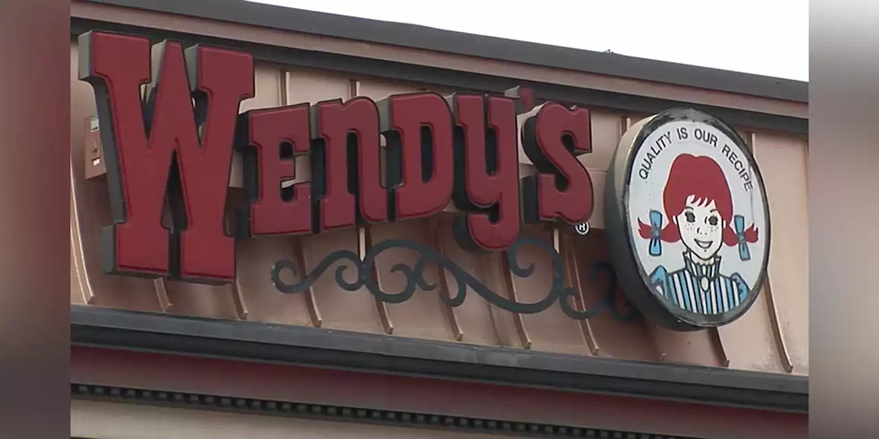 CDC: Lettuce on Wendy’s sandwiches possibly linked to E. coli outbreak