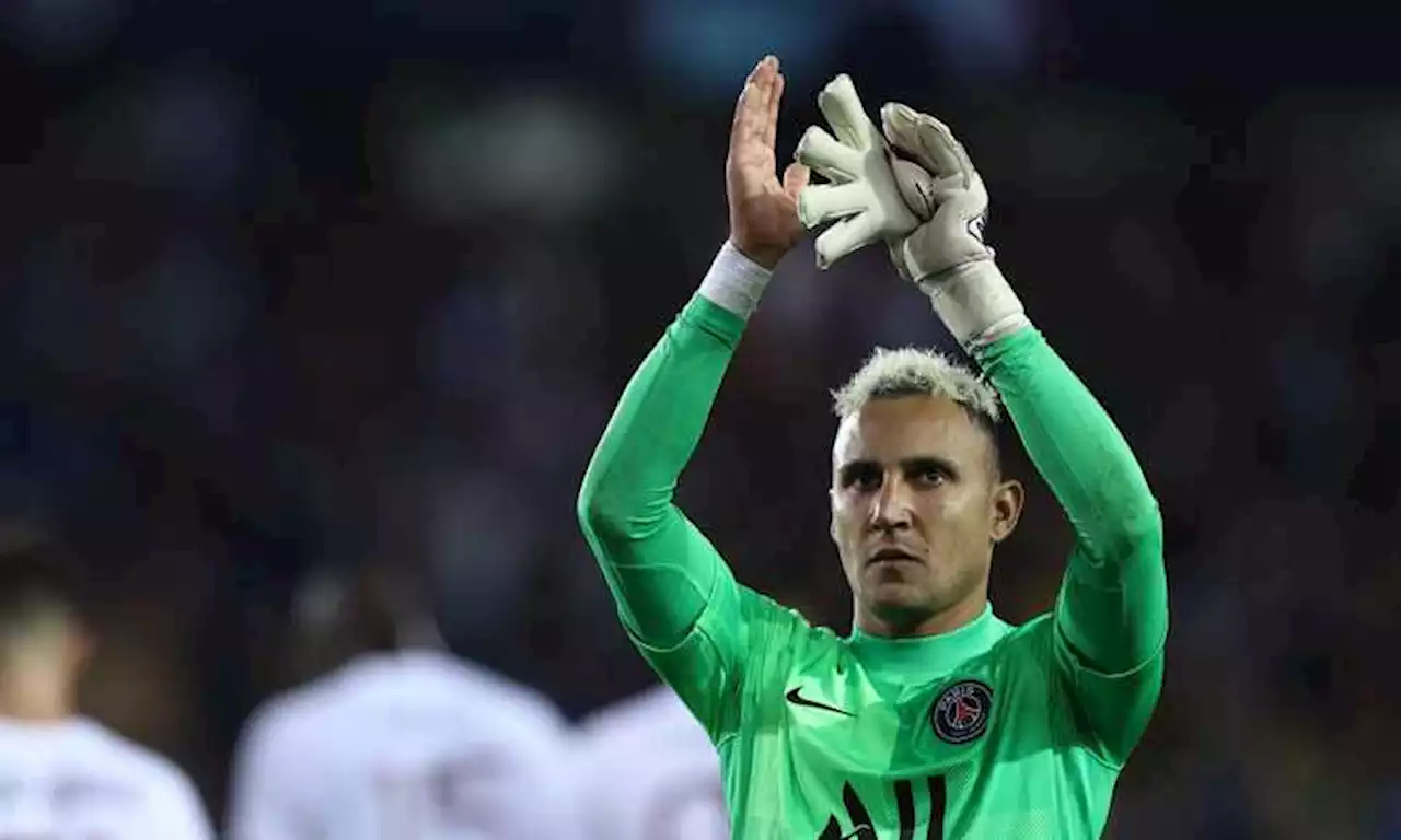 Napoli, Keylor Navas più vicino: out dai convocati del PSG, l'infortunio è un indizio di mercato