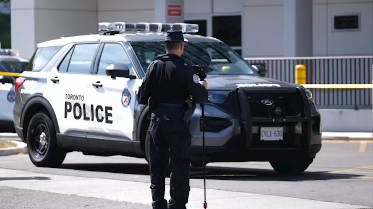 Man dies after stabbing in Scarborough building