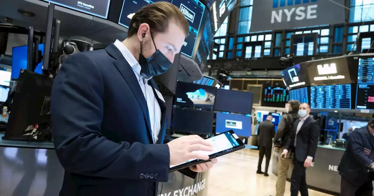 Global stocks mostly fall amid central bank concerns