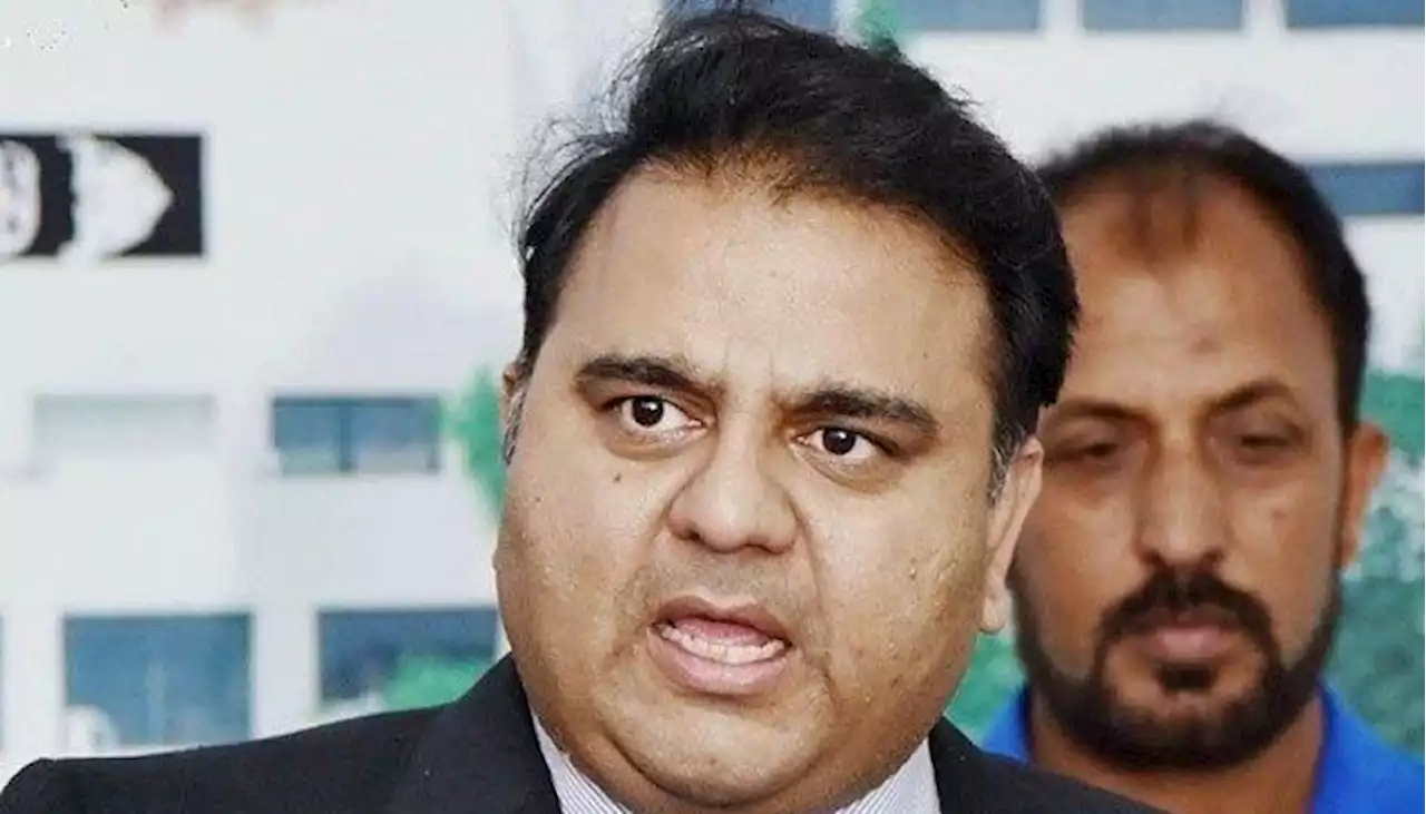 فواد چوہدری کا شہباز گِل کی تازہ ویڈیو پر ردِعمل سامنے آگیا