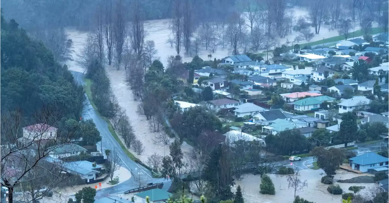 Rains pounding New Zealand ease but more forced from homes