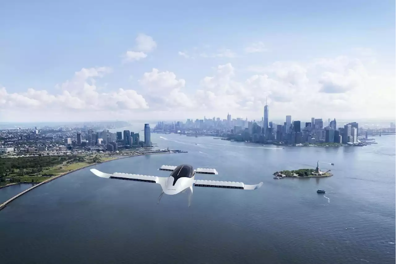 This Radical New eVTOL Uses 30 Tilting ‘Jet’ Fans to Get in the Air and Stay There