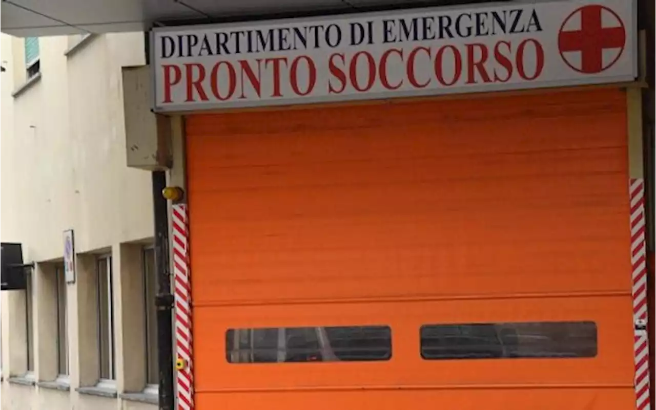 Cuneo, moto contro auto: morto in ospedale dopo lo scontro