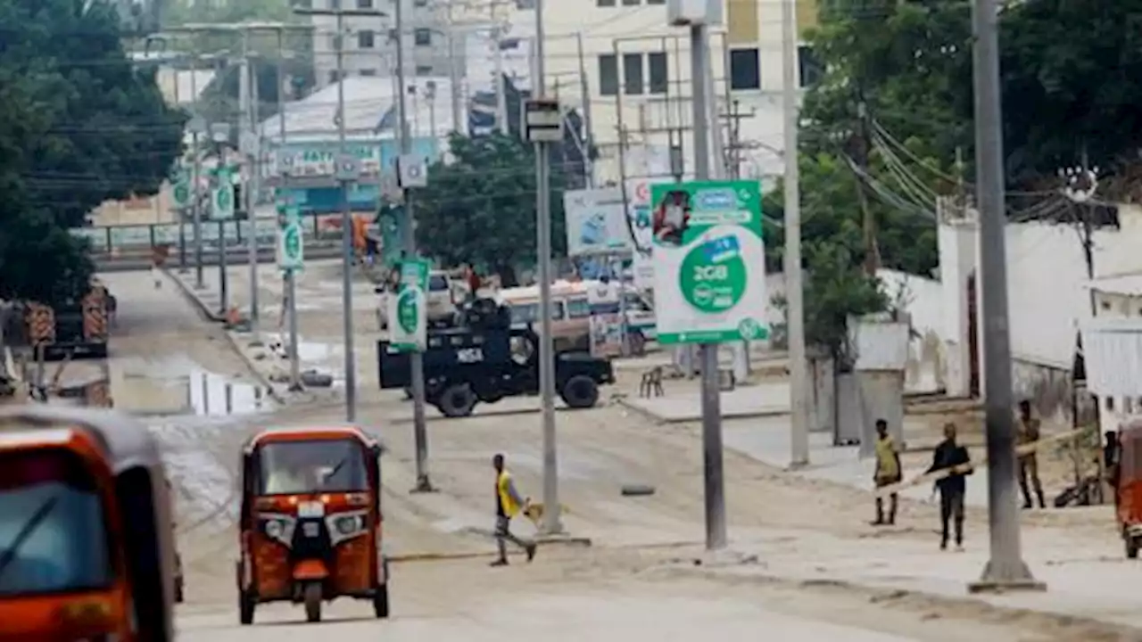 Civilians killed as gunmen storm hotel in Somalia capital