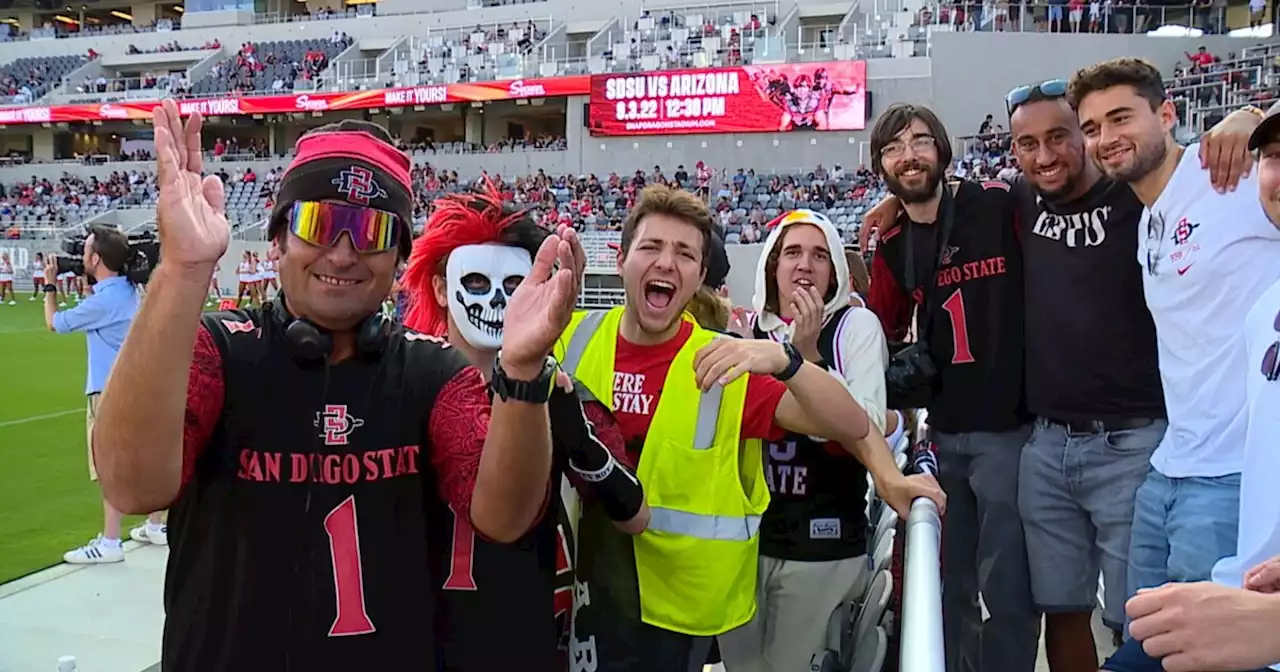 Fans fill Snapdragon Stadium for pre-season scrimmage