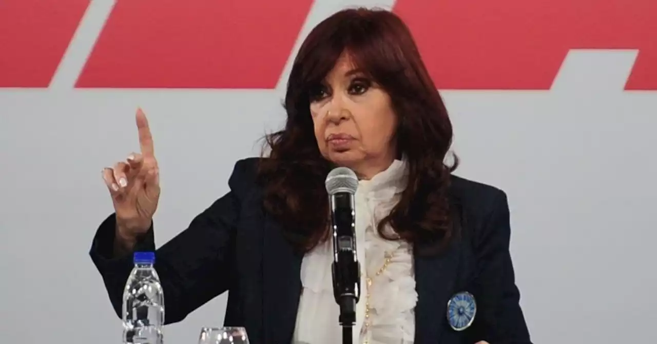 Más de 500 intendentes respaldaron a Cristina Kirchner y apuntaron contra la Justicia