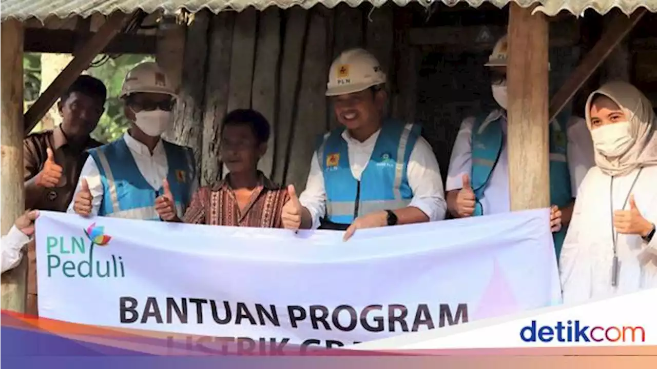 PLN Pasang Baru Listrik Gratis untuk 102 Warga Kurang Mampu di Lampung