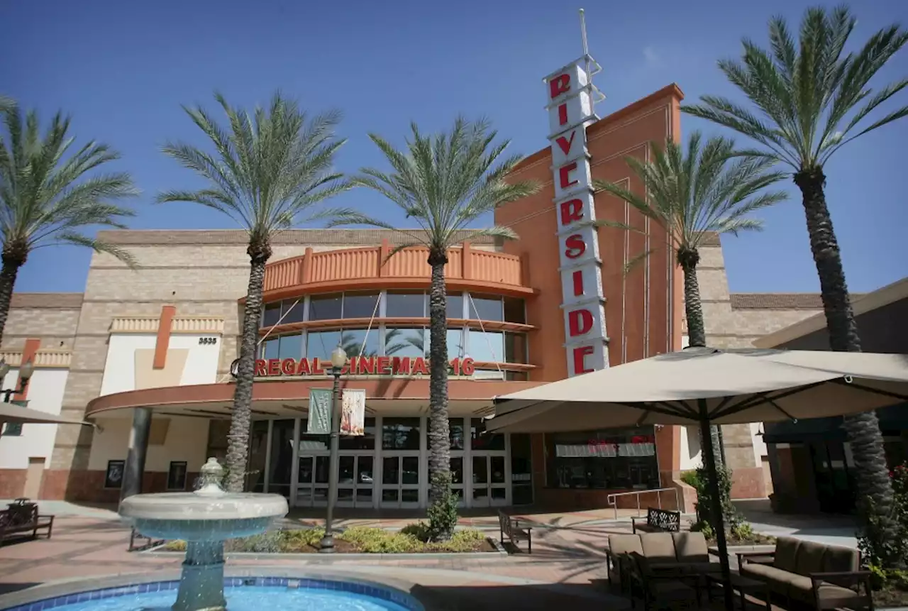 Owner of Regal Cinemas is preparing to file for bankruptcy as stock price sinks