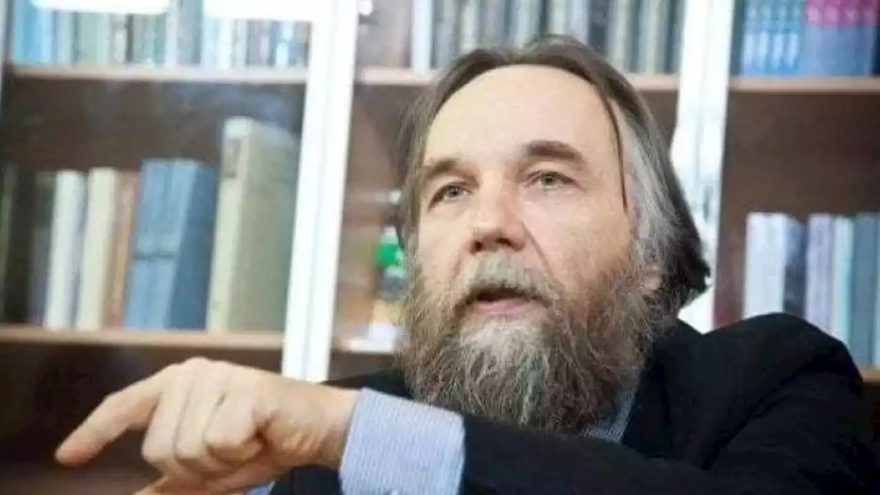 Chi è Aleksandr Dugin, il filosofo sovranista soprannominato il “cervello di Putin”