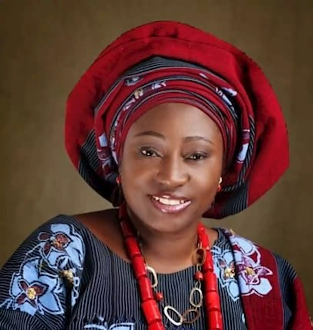 Ekiti monarch to honour Fayemi's wife with chieftaincy