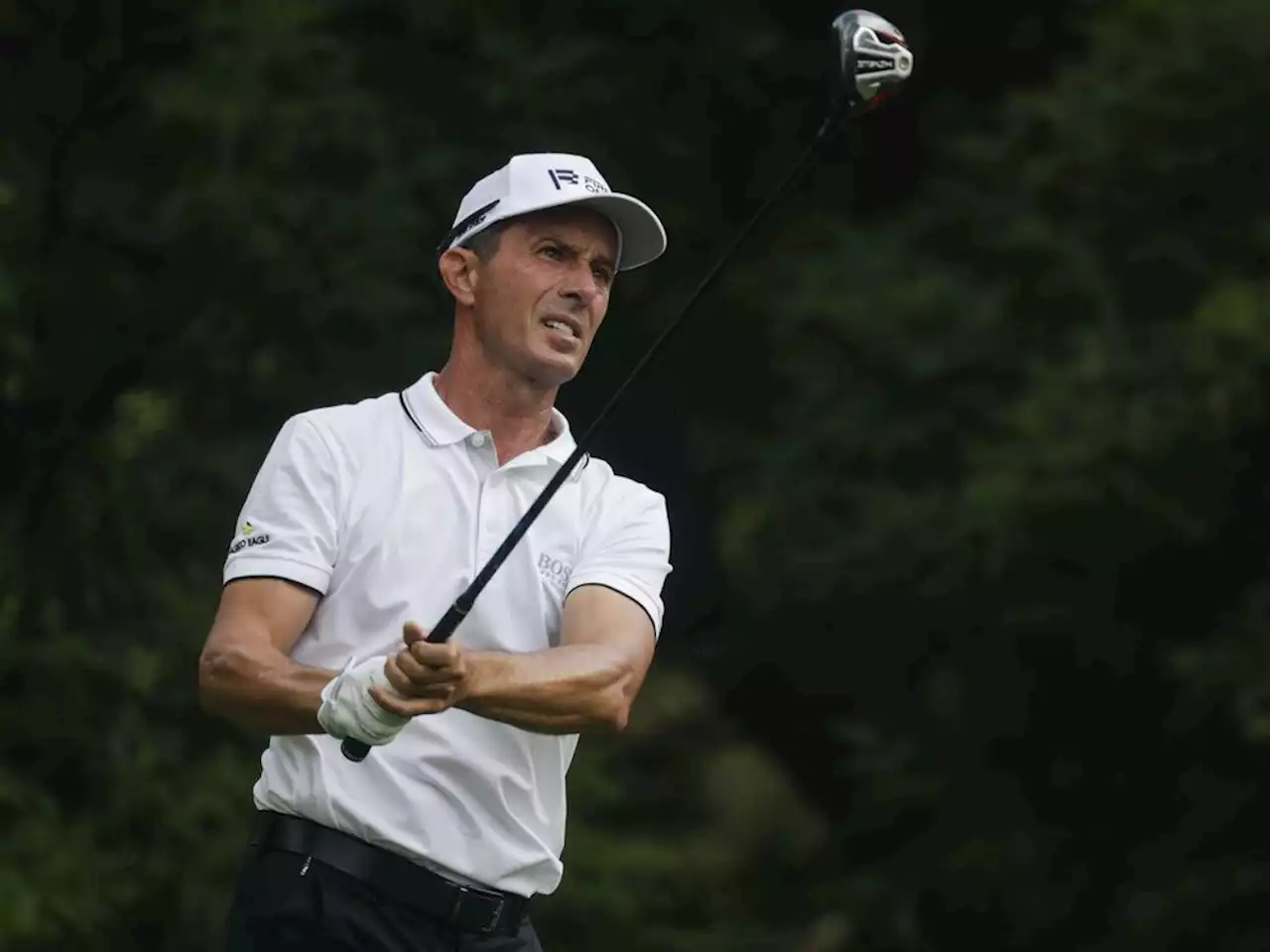 Mike Weir owns 1-shot lead in upstate N.Y.