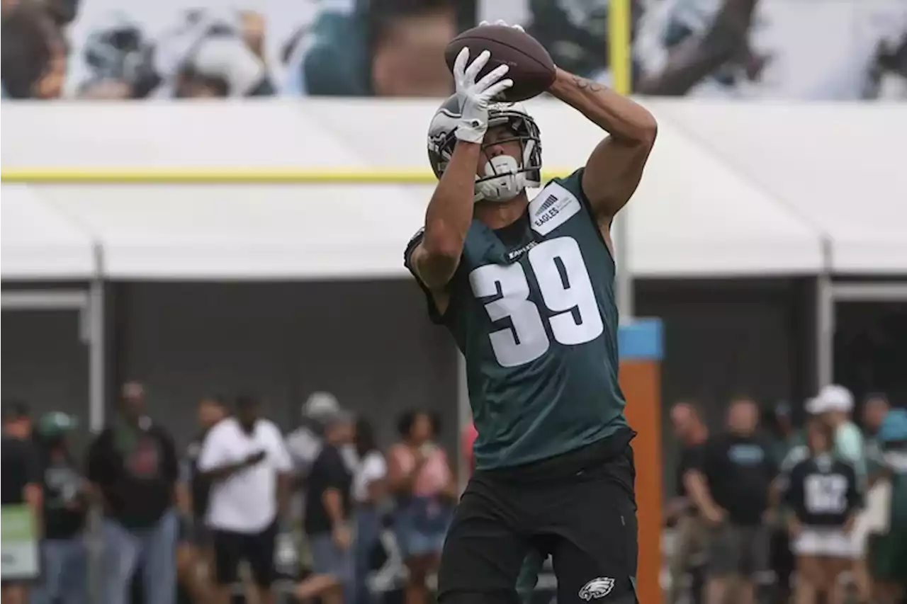 Watch: Eagles’ Devon Allen beats the Browns defense for a touchdown and does a hurdle celebration