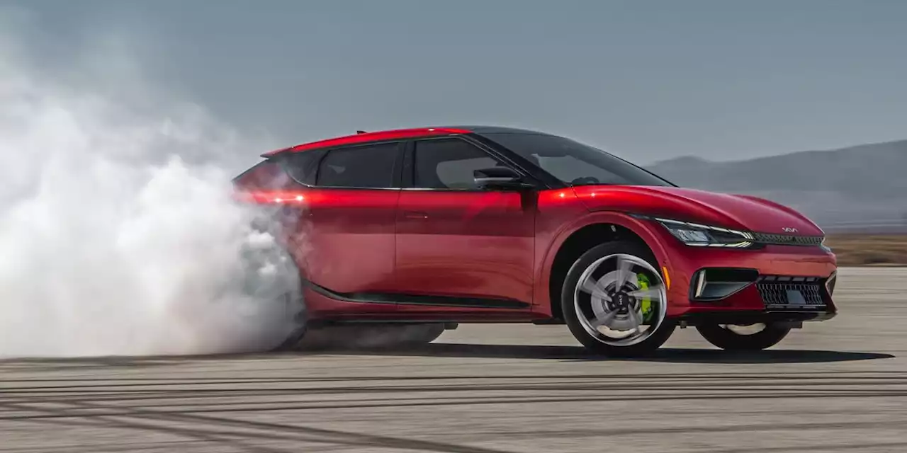 2023 Kia EV6 GT Gets 576 HP and a Drift Mode