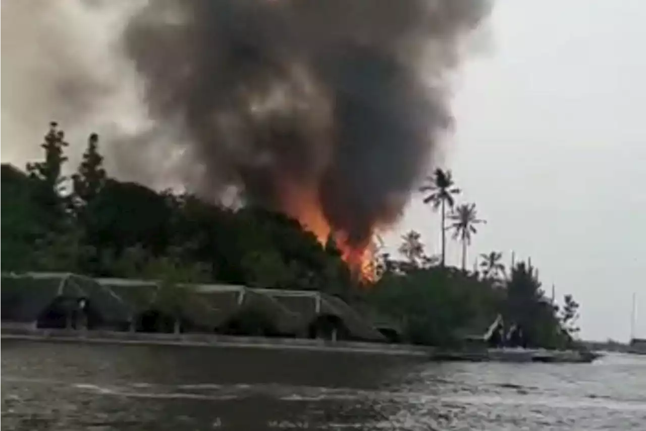 Kebakaran Putri Duyung Ancol Dalam Proses Pemadaman