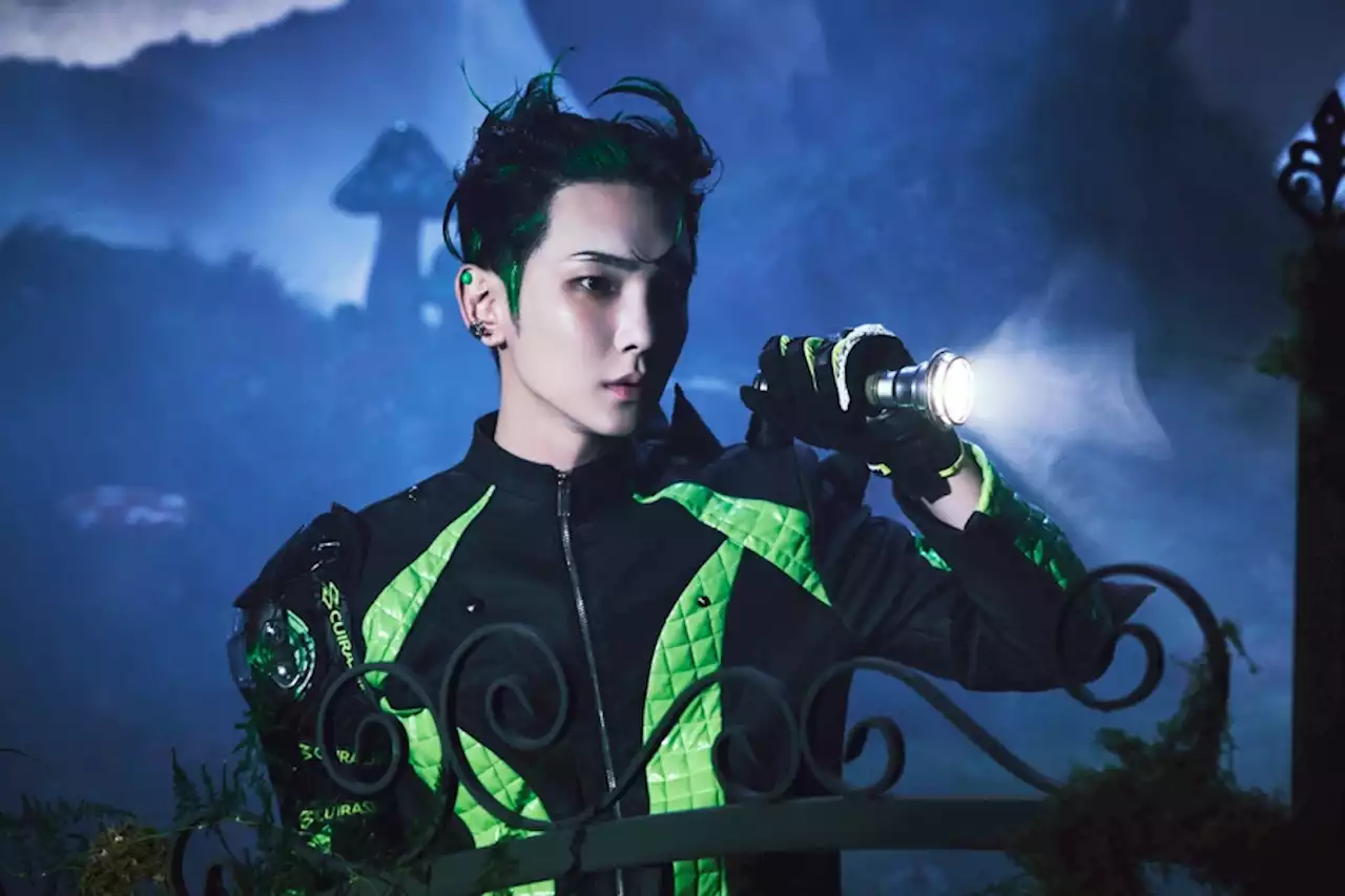 Update: SHINee’s Key Steps Into An Old-School Horror Film In Spooky 1st Teasers For “Gasoline”