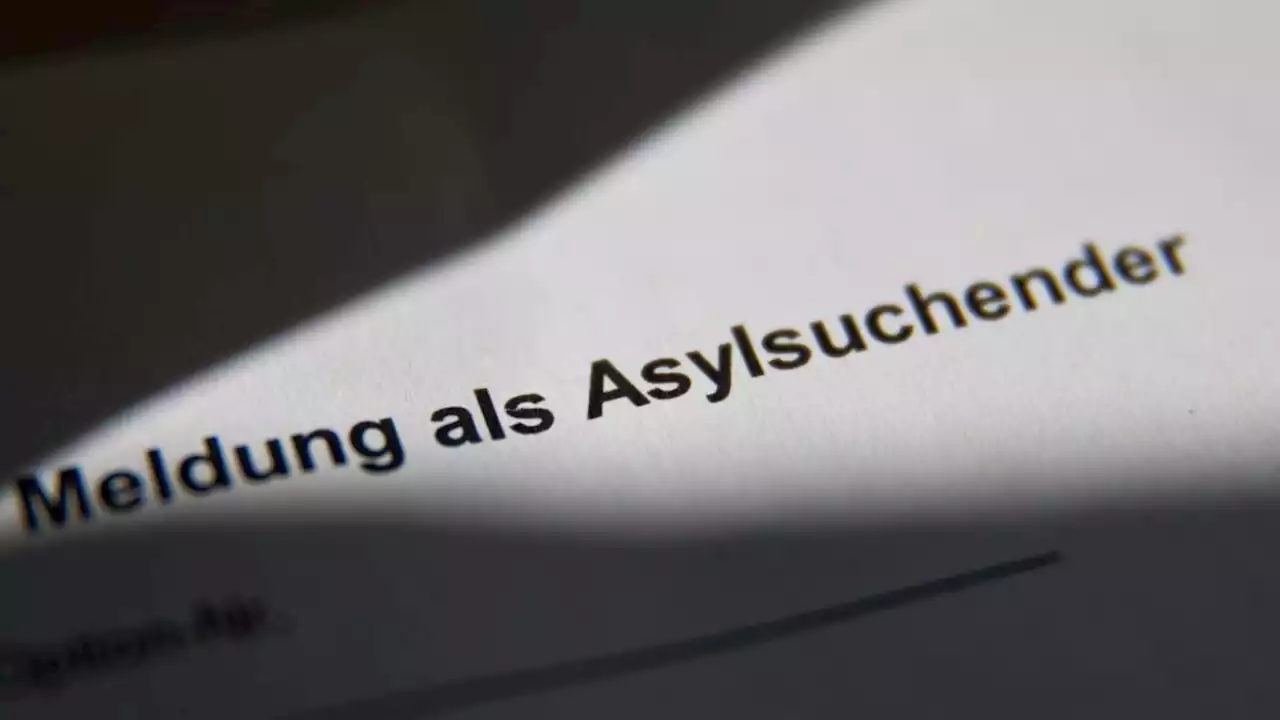 Zahl der Asylanträge in Bayern steigt wieder deutlich