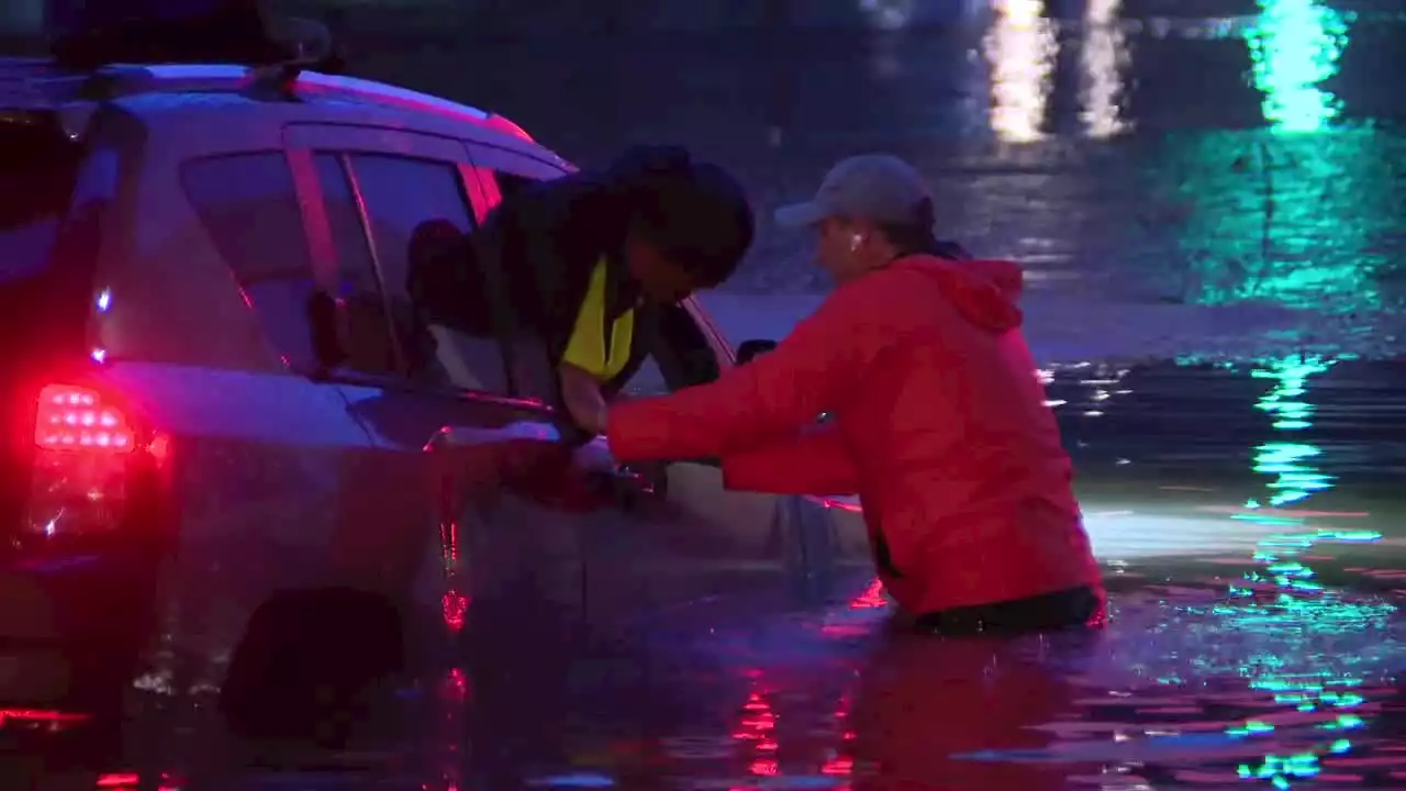 'I thought I was going to die': FOX Weather crew saves driver stuck in Dallas flooding