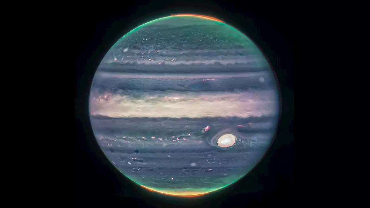 Photos: New space telescope shows Jupiter's auroras, tiny moons