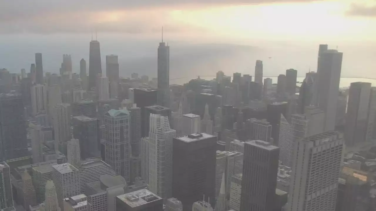 Sunshine and enjoyable temps settle in across Chicago today