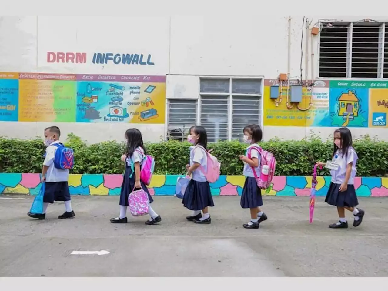 DepEd releases tips for students attending in-person classes for the first time