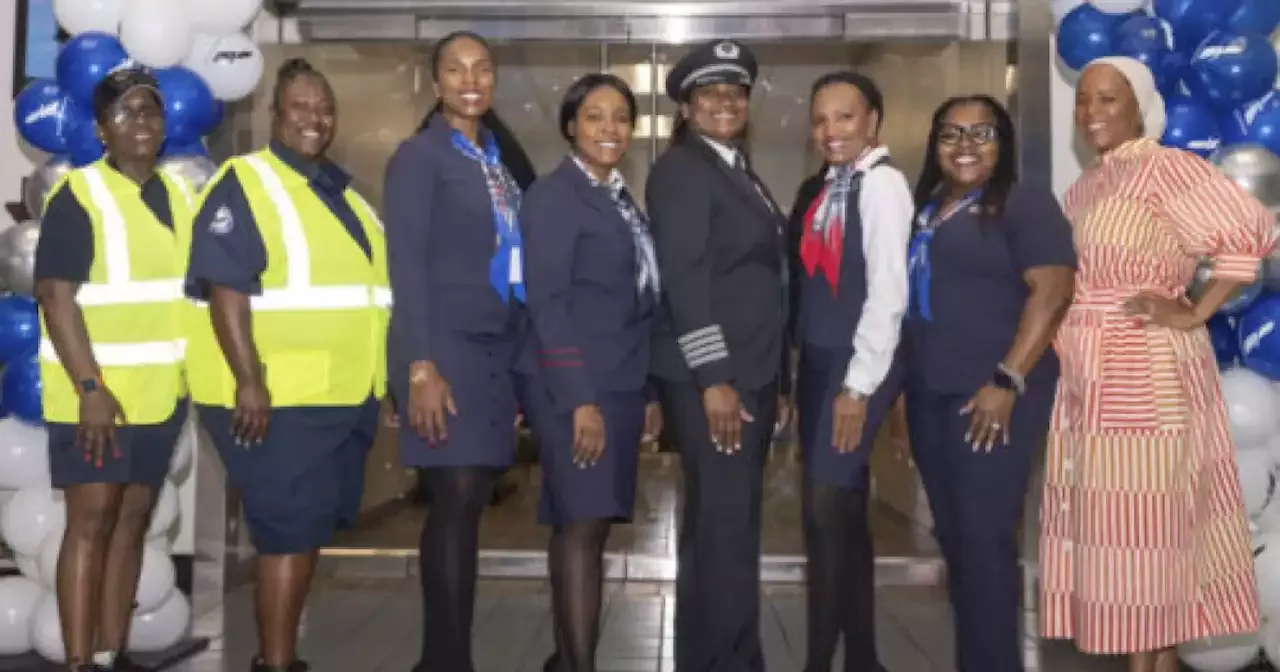 American Airlines Flies All-Black Female Crew To Honor Pilot Bessie ...