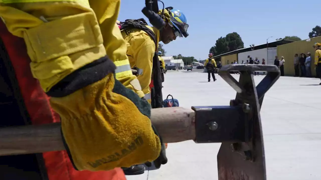 Western fires outpace California effort to fill inmate crews