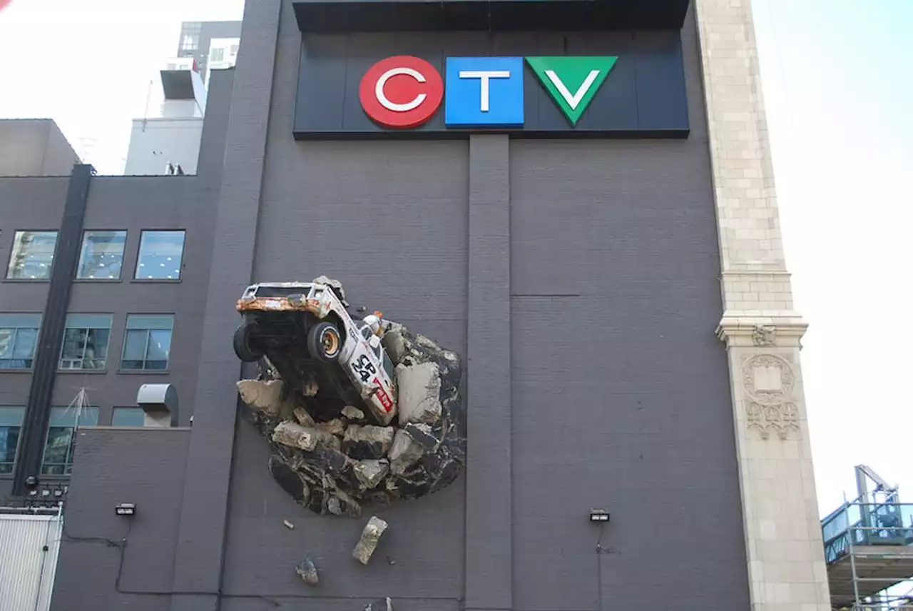 Andrew MacDougall: CTV needs a better explanation than a Clairol clash