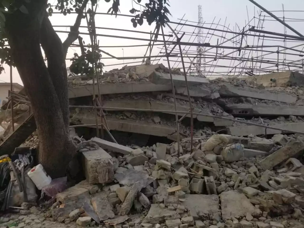 Two children killed as building collapses in Lagos