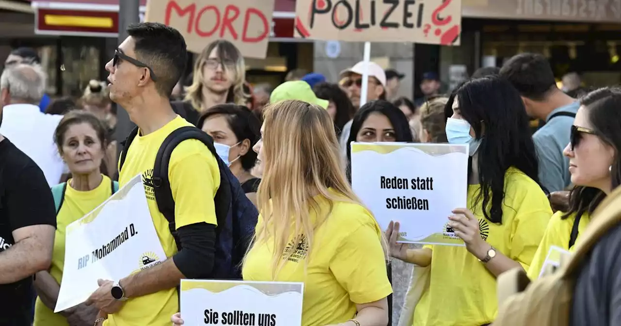 Sondersitzung im Landtag: NRW-Innenminister Reul soll über tödliche Polizeischüsse berichten