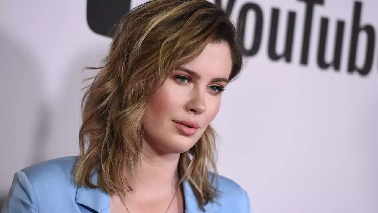 Ireland Baldwin Buzzed Off All Her Hair & Dyed It Blonde: “I Feel More Beautiful Than Ever”