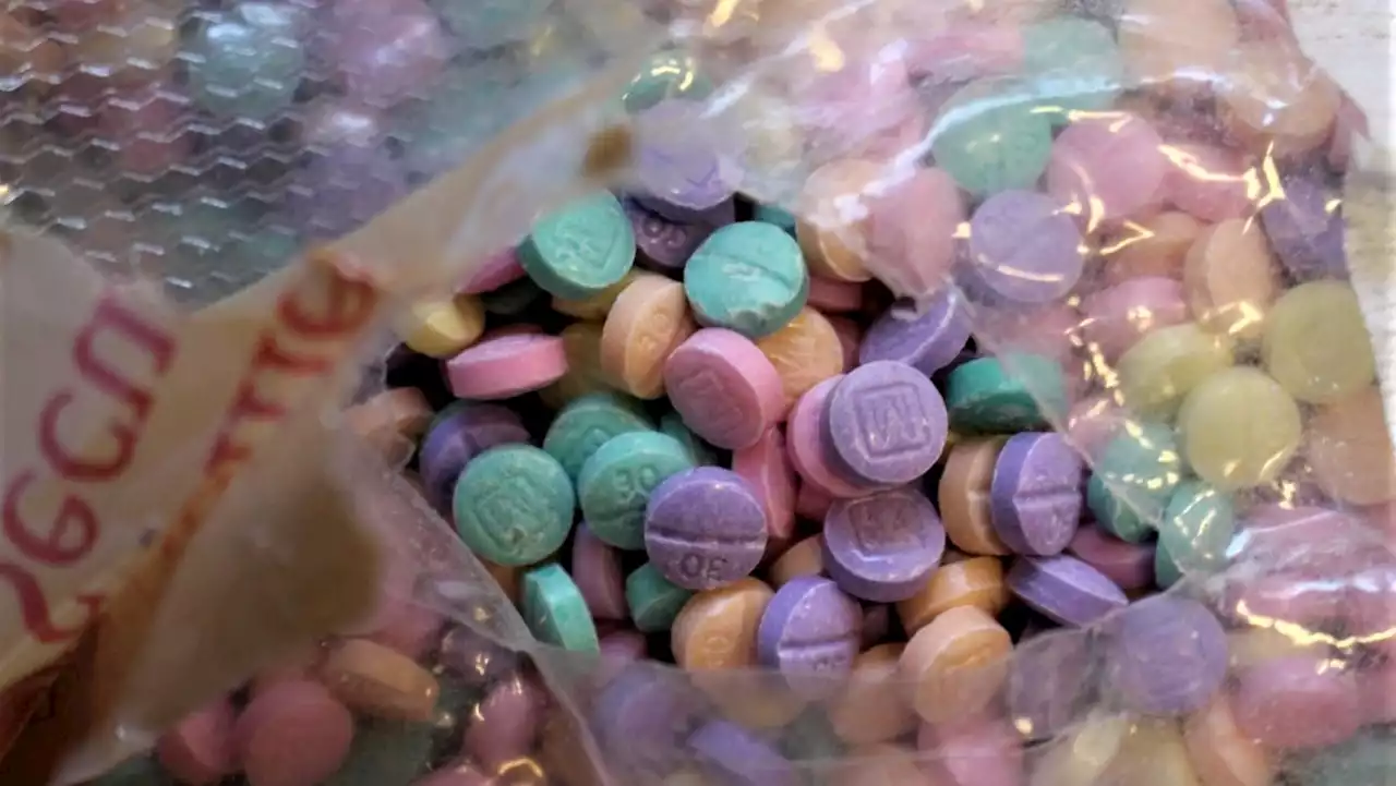 What is 'rainbow fentanyl?' Nationwide, officials report 'deadly' colorful pills, powder