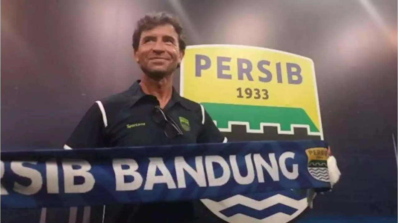 Persib Bandung Kontrak Luis Milla 2 Tahun