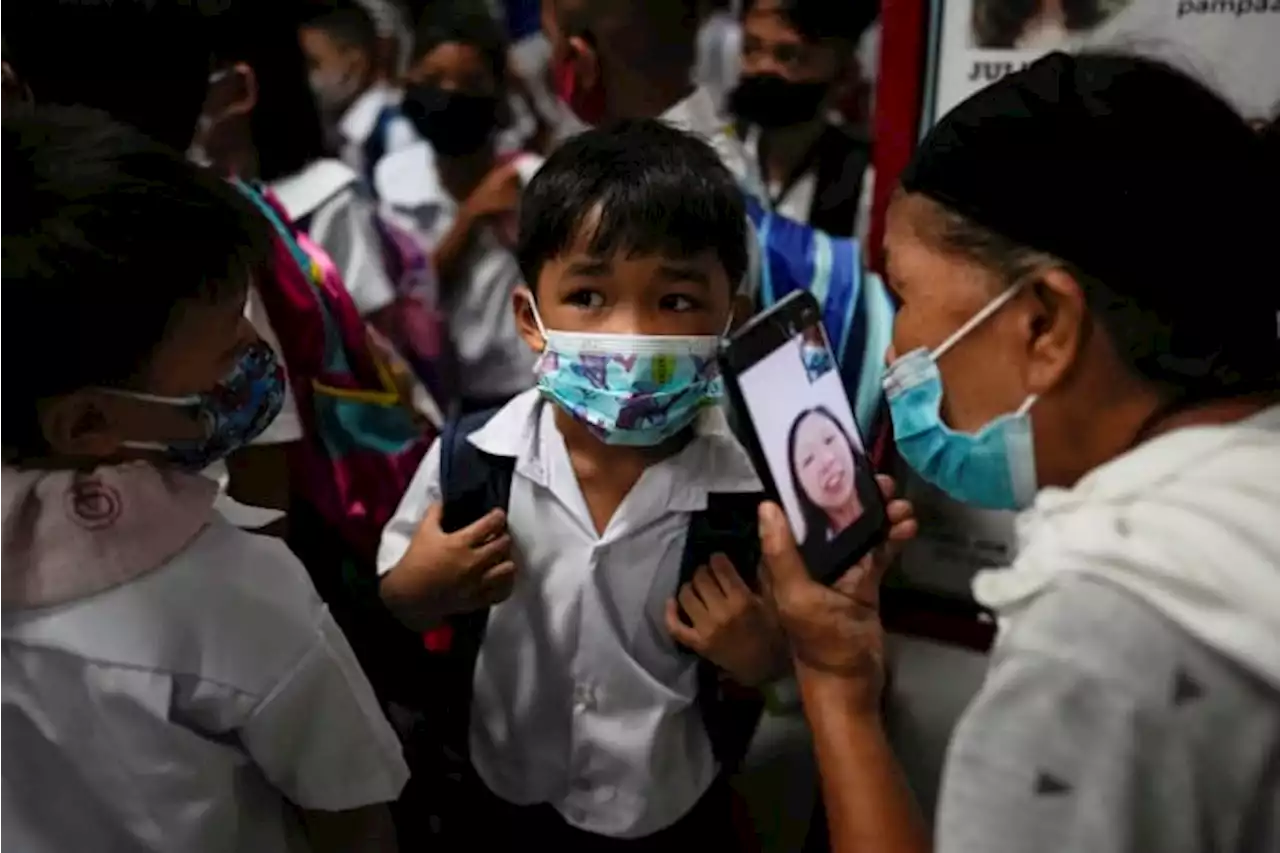 Philippine kids back in school after 2 years lost to virus