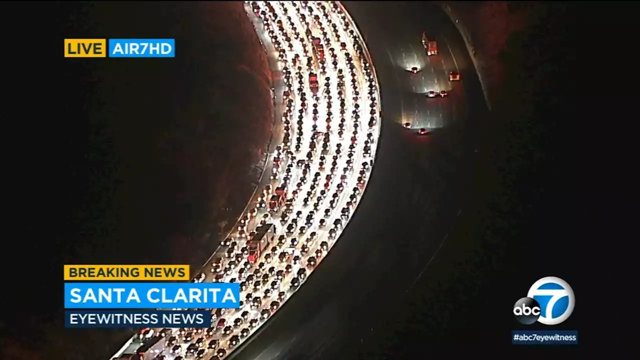 1 hospitalized after tanker-truck fire temporarily shuts down northbound 14 Freeway in Santa Clarita