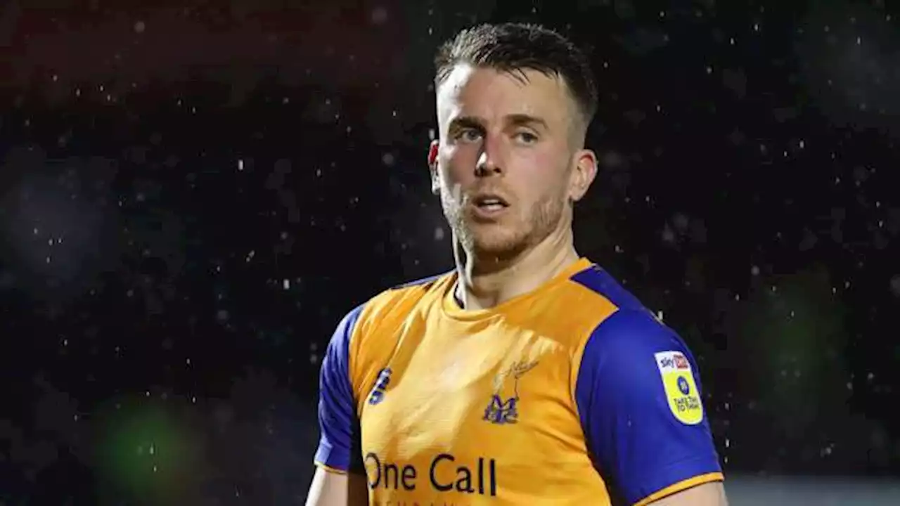 Mansfield striker Oates 'out for a few months'