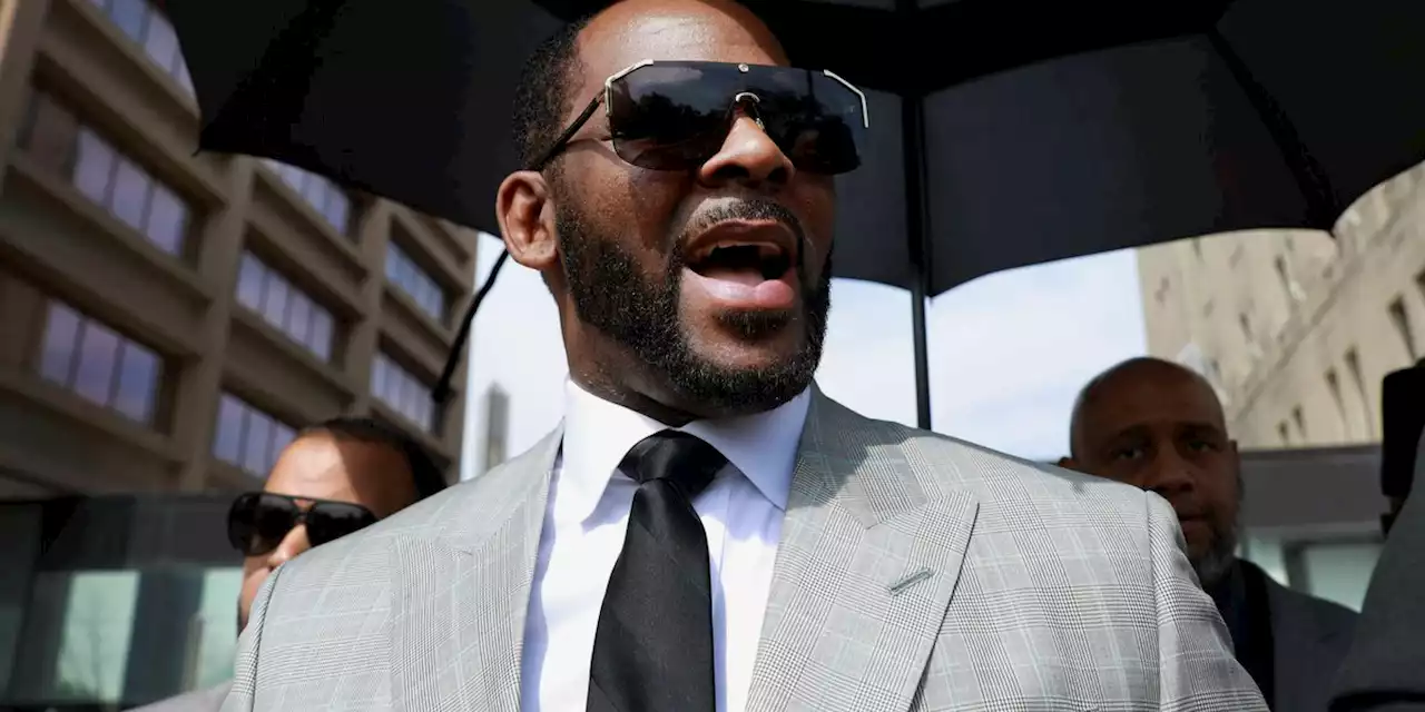 Accuser’s mom: R Kelly’s threats made her fear for her life