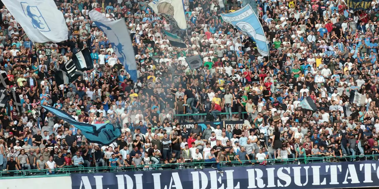 Febbre Napoli, biglietti esauriti per la Juve Stabia: la società apre anche le curve