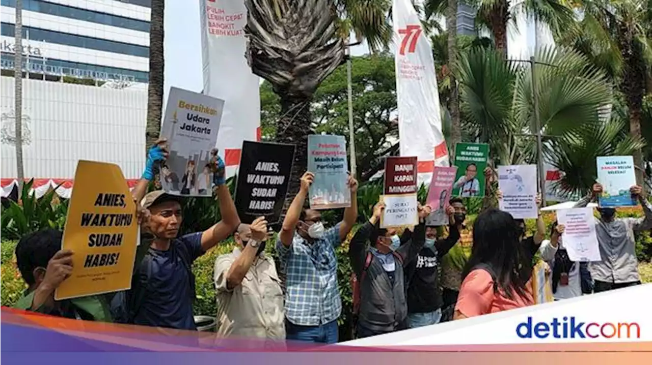 Koalisi Warga DKI Kembali Berdemo di Balkot, Kirim 'SP 2' untuk Anies