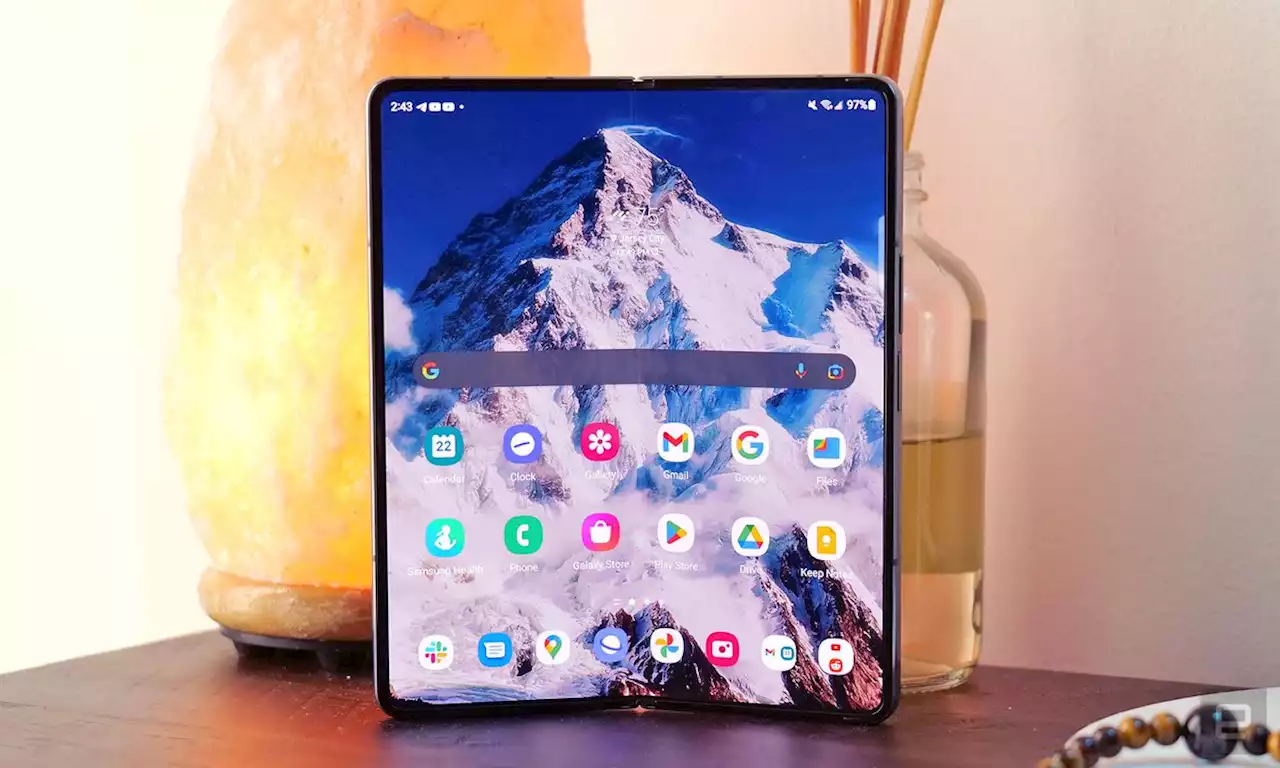 Samsung Galaxy Z Fold 4 review: A flagship foldable refined | Engadget