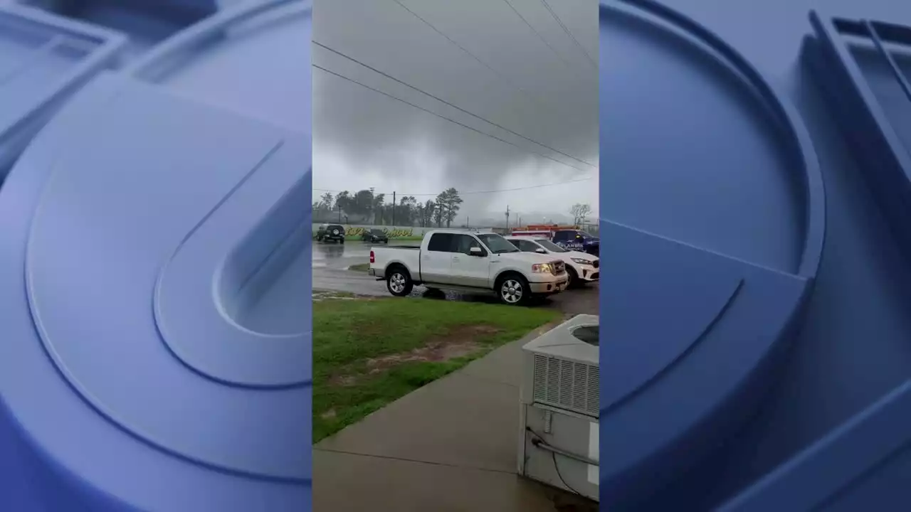 East Texas tornado leaves damage to homes, high school