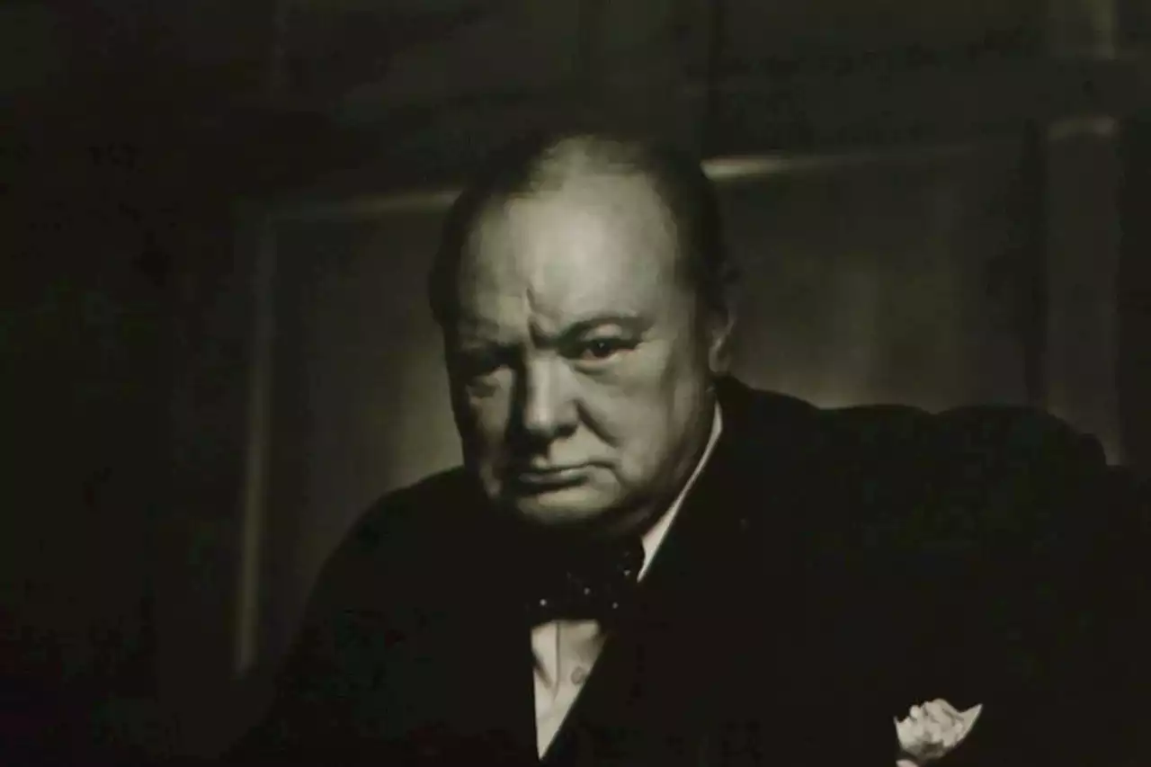 Famous Yousuf Karsh portrait of Sir Winston Churchill stolen from Château Laurier