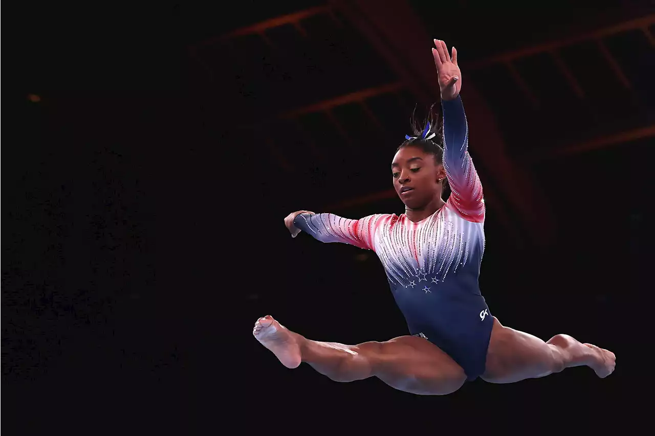 Simone Biles takes on extreme dares in new Snapchat show