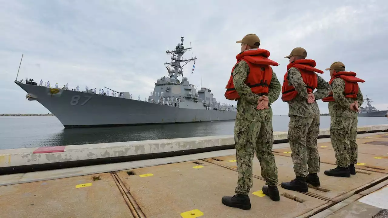 Battle flag flying high as new destroyer makes Mayport Naval Station its new home