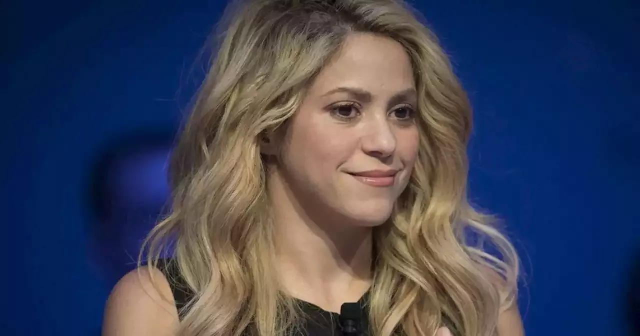 Aseguran Que Shakira Está Furiosa Después De Que Gerard Piqué Se Mostrara Con Su Nueva Novia 