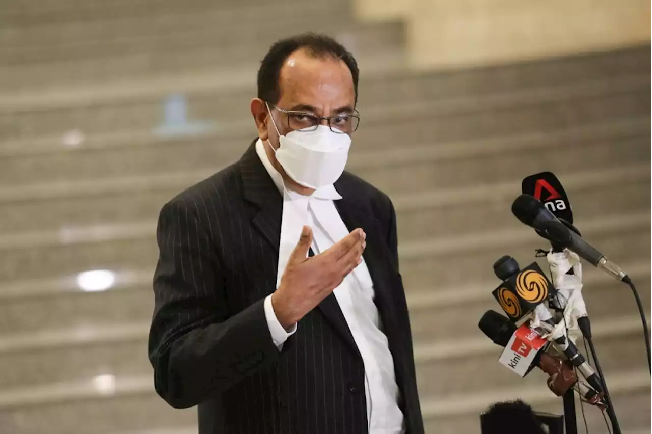 'This is a court of law, not a circus': Prosecutor ticks off defence for naming new lawyer to argue Najib's recusal bid